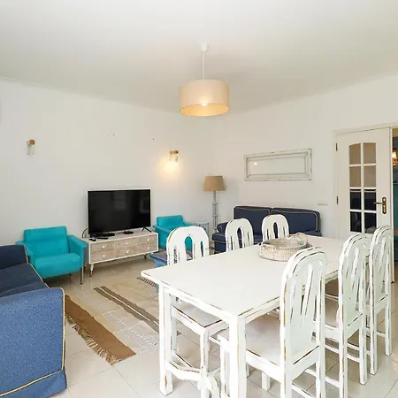C13 - Ameijeira Apartment Lagos